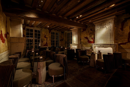 CRAVAN Paris 6e by null