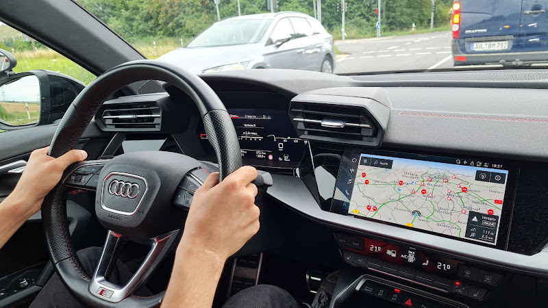 Fahrschule SafeDrive Foto 3