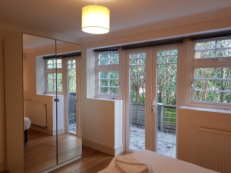 Redhill Serviced Apartments by Shortlets UK photo 3