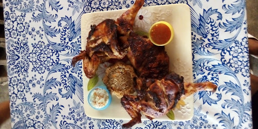 Pollos Pepas - Visual