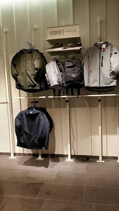Photos of JACK & JONES