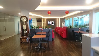 Photos of Honda Sholeh Iskandar Bogor