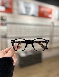 Photo n°2 de L’Opticien B'EST - Opticien-lunetier à Farebersviller à Farébersviller (Magasin de lunettes de soleil)