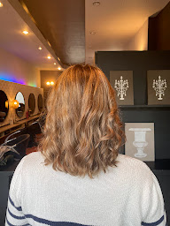 Photo n°6 de Ciseaux d'Or à Brest (Salon de coiffure)