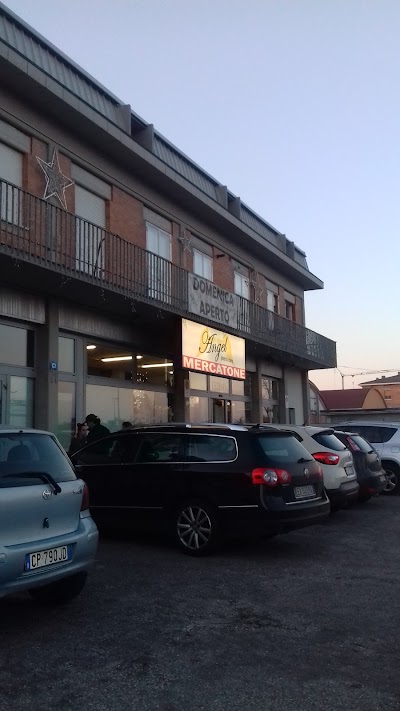 Photos of Angel Mercatone