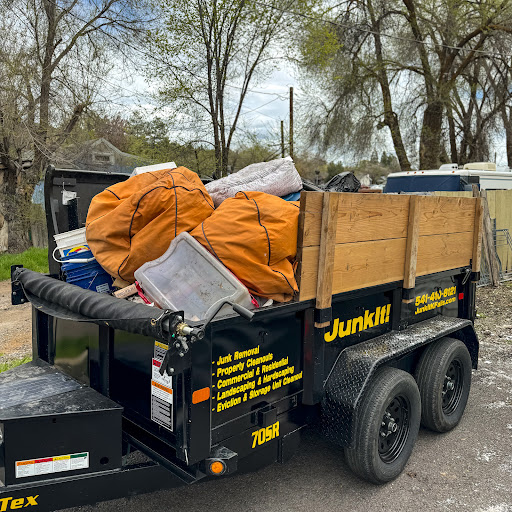 JUNKIT LLC. - Visual