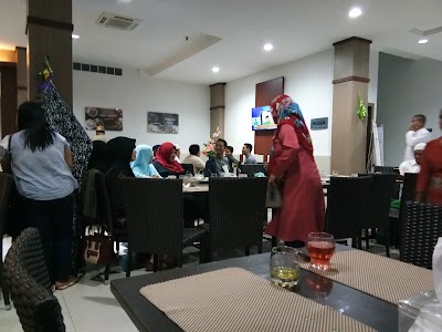 Photos of Grand Hotel Sampit