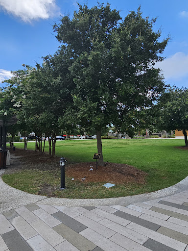 Shelter Cove Towne Centre - Thumbnail
