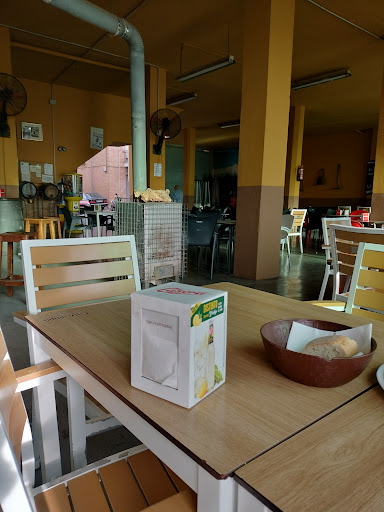 La Corría - Visual