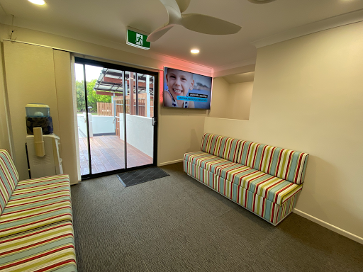 Smile Central Dentist Aspley