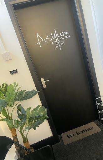 Asylum Pole Studio - Visual
