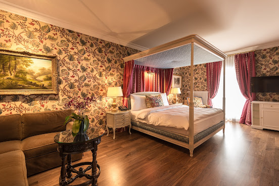 Hotel Château Gütsch by null