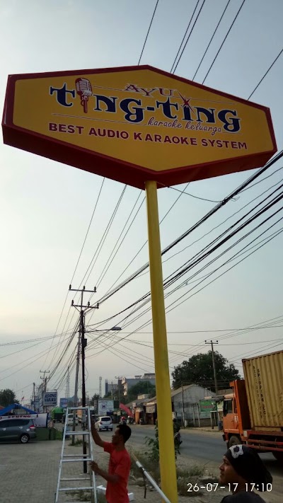 Photos of Ayu Ting Ting Family Karaoke Central Lampung