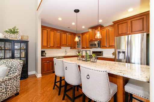 The Lisa Wright Team, Berkshire Hathaway HomeServices Fox & Roach, REALTORS - Thumbnail