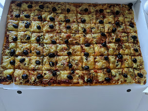 Photo n°6 de Le Traditionnel - Pizzas au feu de bois, et plats (sur devis) à emporter. à Morières-lès-Avignon (Pizzeria)