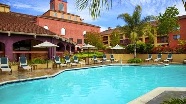 DoubleTree by Hilton Hotel Sonoma Wine Country