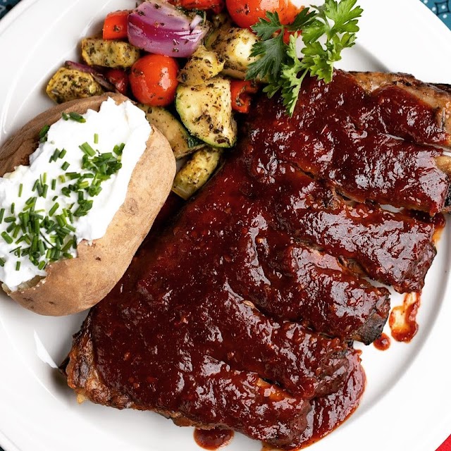 Idle Spurs Steakhouse