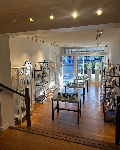 Violette Boutique Oak Bay - Thumbnail