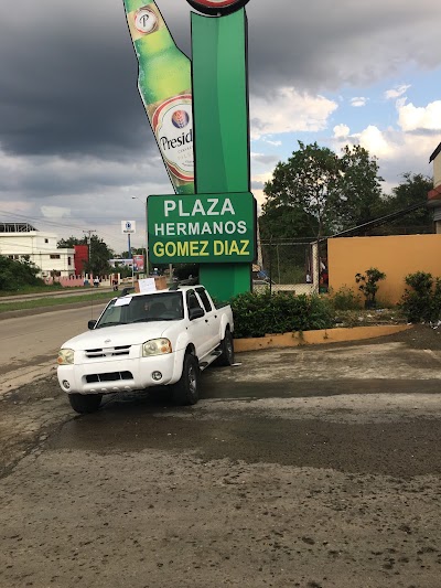 Photos of Plaza G&oacute;mez D&iacute;az