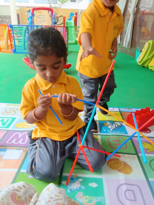 Af1qipoflov4tmbrdyb2cnfy Awxpsm8jextxyvg8cpf=s677 K No