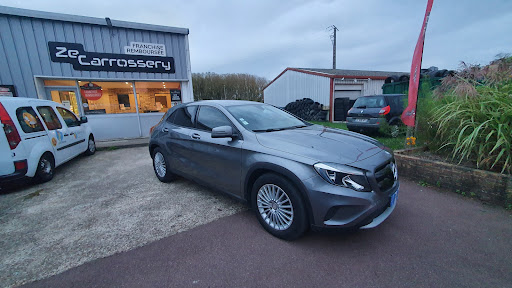ZeCarrossery & ZePare-Brise Montargis / Châlette-sur-Loing Ford - Motorcraft - Thumbnail