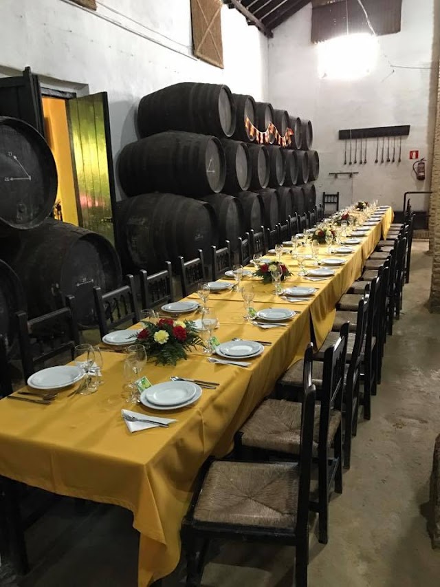 Bodegas La Cigarrera / Taberna La Cigarrera
