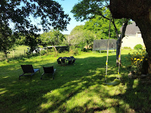 Photo n°23 de Une roulotte et des chevaux à Treffléan (Pension pour chevaux)