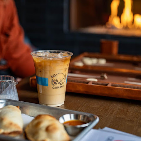 Catzen Coffee by null