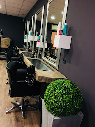 Photo n°1 de COMME CHEZ VOUS à L'Isle-Jourdain (Salon de coiffure)