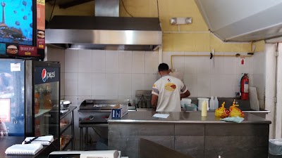 Photos of Los Hot Dogs de la Gonz&aacute;lez Su&aacute;rez