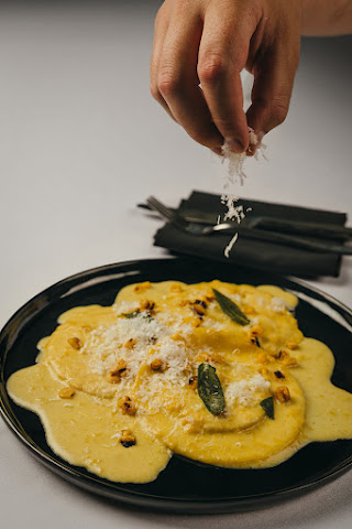 Restaurant La Mise au Jeu by null