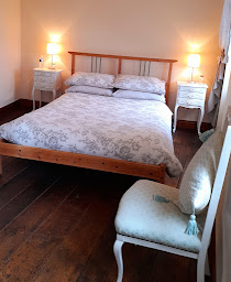 Photo n°24 de Numéro CINQ Chambre d'hôtes / B&B. BOOK DIRECT for a better rate. à Domfront en Poiraie (Logement indépendant avec services)