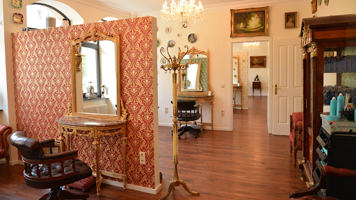 Muscat HairArtist - Ihr Friseur in Frankfurt
