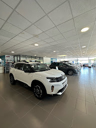 Photo n°4 de SAS RUFFIN HEITMANN – Citroën à Montgeron (Vendeur de voitures d'occasion)