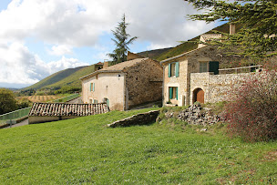 Photo n°7 de Banon-immo Agence immobilière de Banon à Banon (Agence de location de maisons de vacances)