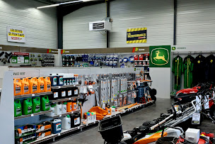 Photo n°2 de Défi-Mat Agriculture Aubusson à Aubusson (Atelier de réparation de tracteurs)