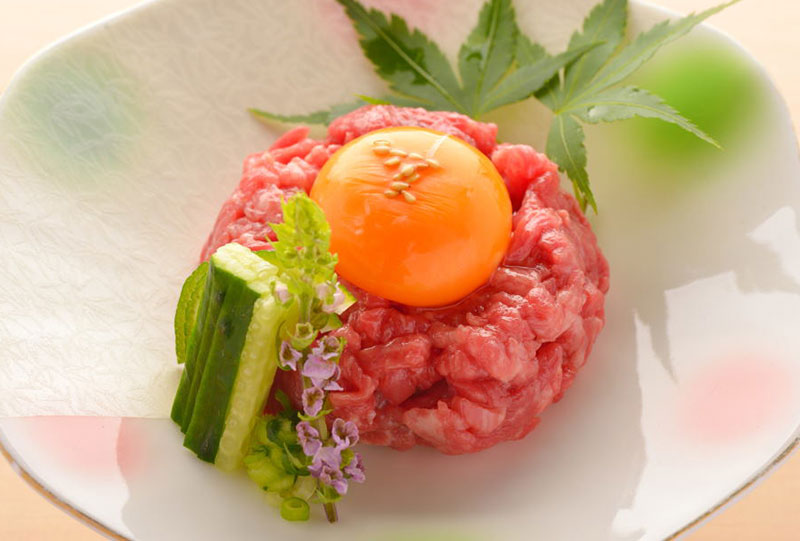 牛刺しと焼肉としゃぶしゃぶと。仔虎 国分町店