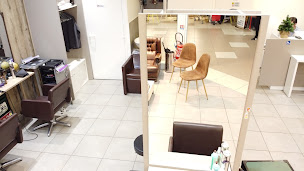 Photo n°1 de Clin D'Oeil Coiffure Corbeil à Corbeil-Essonnes (Salon de coiffure)