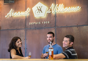 Photo n°27 de Cave Arnaud de Villeneuve - Tous les vins du Roussillon à Salses-le-Château (Cave à vins)