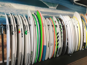Photo n°10 de Ecole de surf La Vigie à Biscarrosse (Magasin de surf)