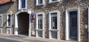 Photo n°10 de Mairie de La Capelle-lès-Boulogne à La Capelle-lès-Boulogne (Hôtel de ville)