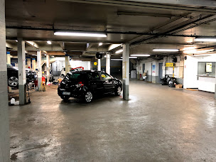 Photo n°12 de Garage Bergson à Garches (Atelier de réparation automobile)