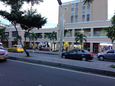 Photos of Grand Boulevard Mall