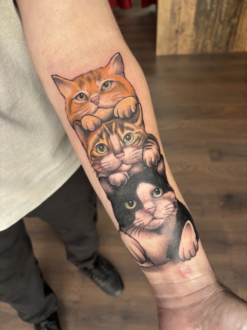Blacklotz Tattoo