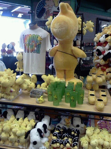 Peanuts Headquarters - Visual