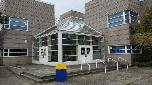 Everett High School - Visual
