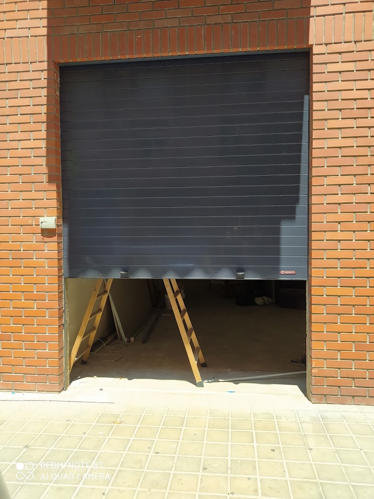 Imagen de Persianas Alberto - Reparacion & instacion Persianas