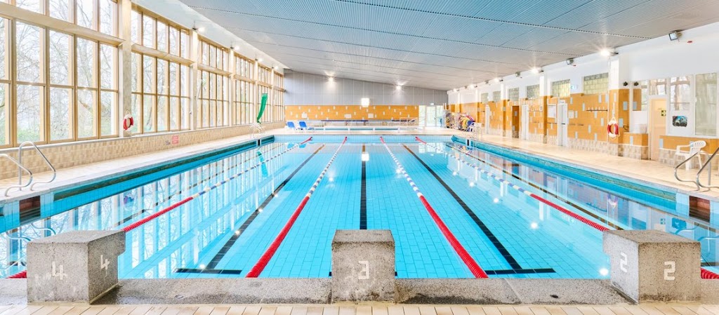Schwimmhalle Baumschulenweg - Schwimmschulen Berlin