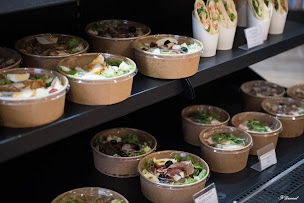 Photo n°16 de Boulangerie - Pâtisserie Maison Valentina à Caumont-sur-Durance (Salon de thé)