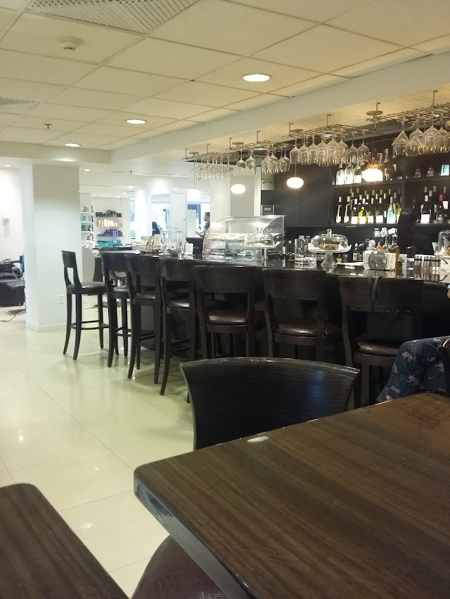 Rik Rak Salon
